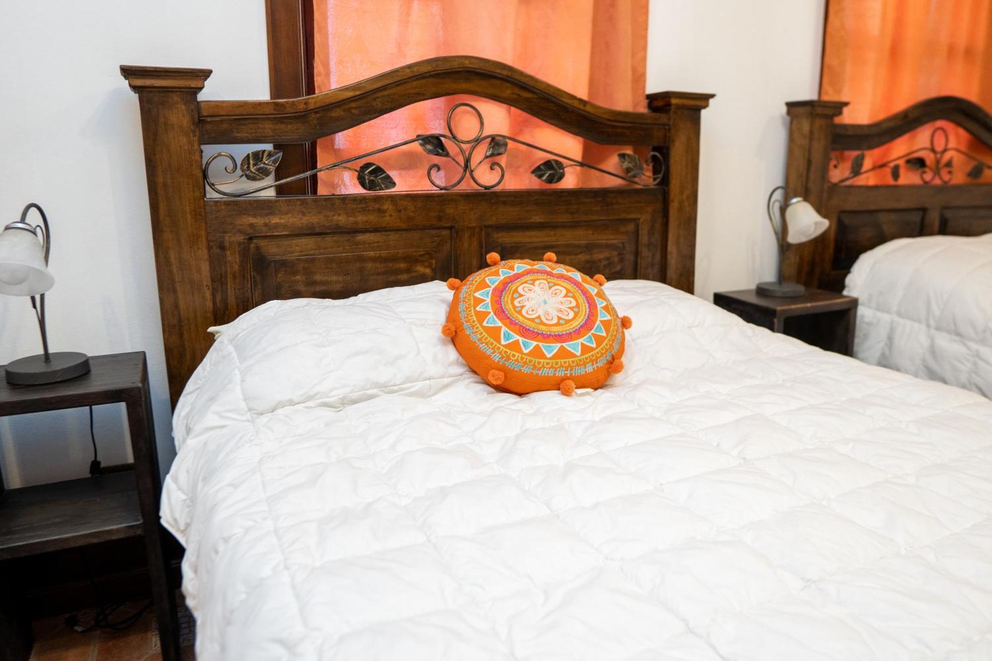 Indian Palace Hotel Boutique Spa & Restaurante Antigua ภายนอก รูปภาพ
