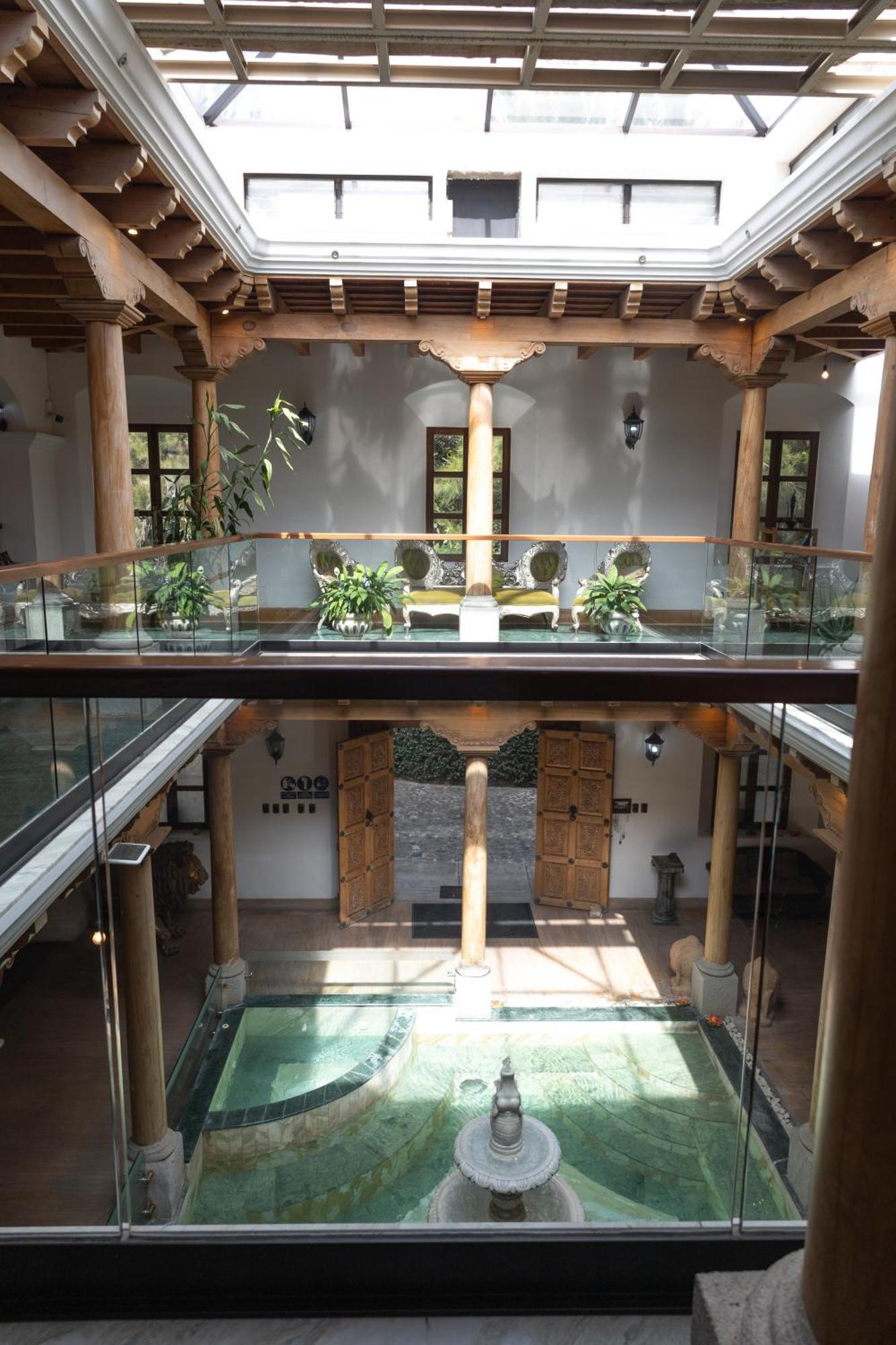 Indian Palace Hotel Boutique Spa & Restaurante Antigua ภายนอก รูปภาพ